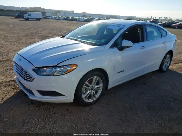 3FA6P0LU8JR207277 2018 FORD FUSION - Image 2