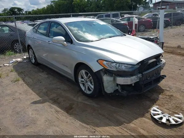 3FA6P0LU8JR208297 2018 FORD FUSION - Image 1