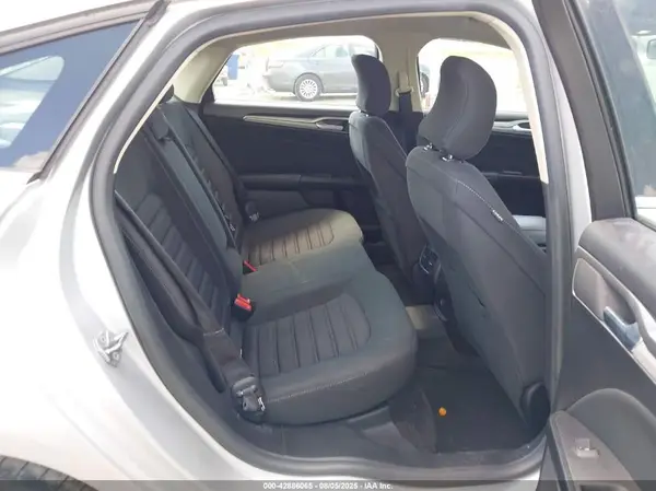3FA6P0LU8JR208297 2018 FORD FUSION - Image 8