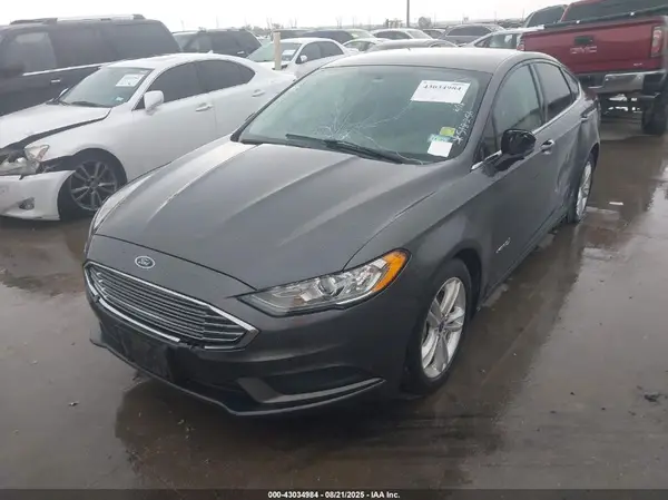 3FA6P0LU8JR208610 2018 FORD FUSION - Image 2