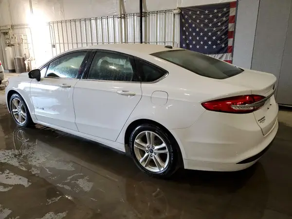 3FA6P0LU8JR209403 2018 FORD FUSION - Image 2