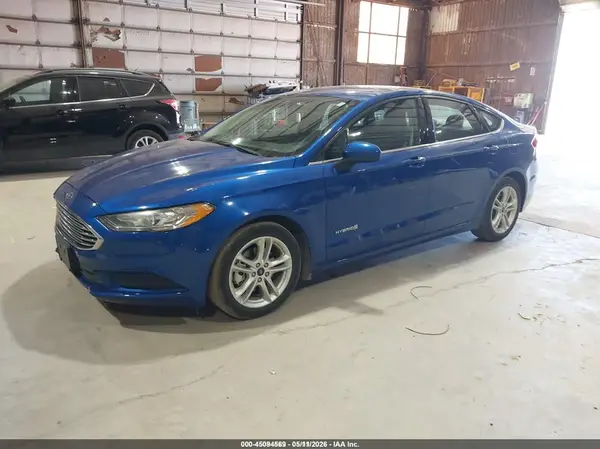 3FA6P0LU8JR212723 2018 FORD FUSION - Image 2