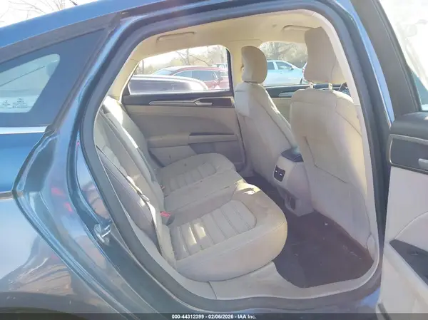 3FA6P0LU8JR228842 2018 FORD FUSION - Image 8