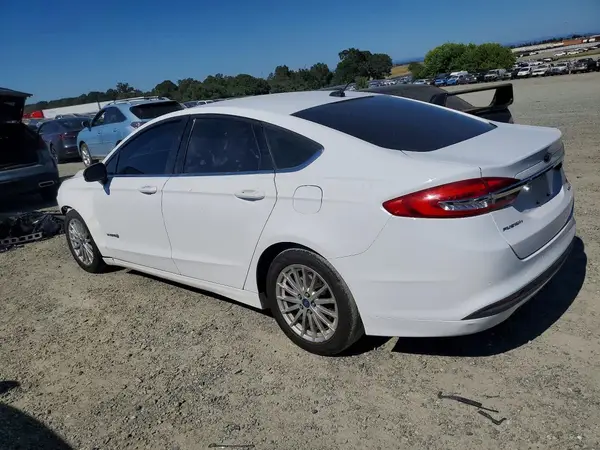 3FA6P0LU8JR232650 2018 FORD FUSION - Image 2