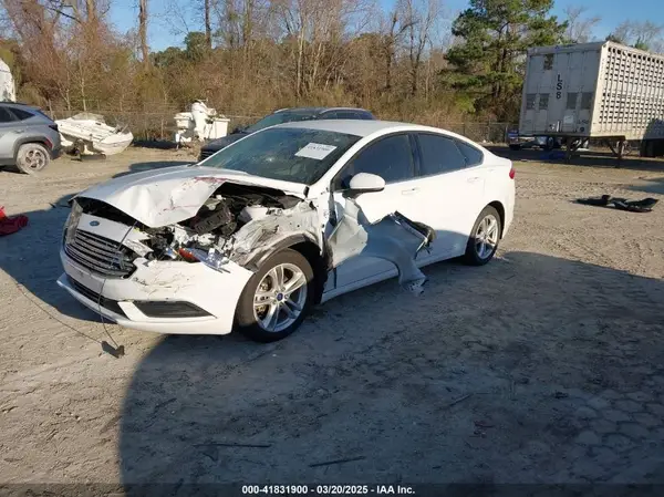 3FA6P0LU8JR235421 2018 FORD FUSION - Image 2