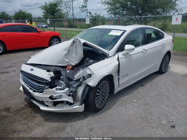 3FA6P0LU8JR240473 2018 FORD FUSION - Image 2