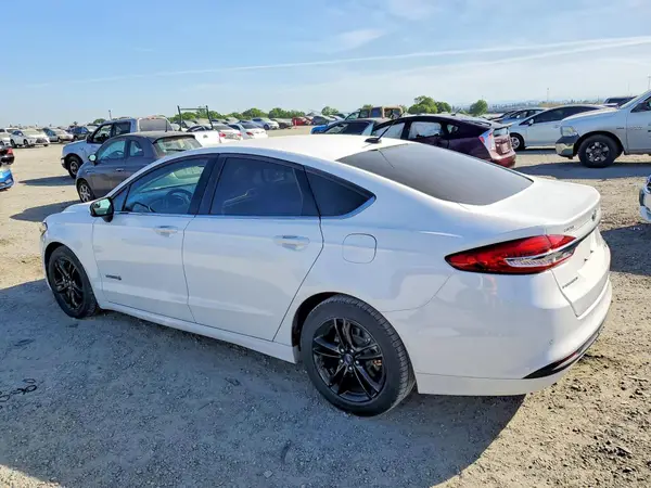 3FA6P0LU8JR260836 2018 FORD FUSION - Image 2