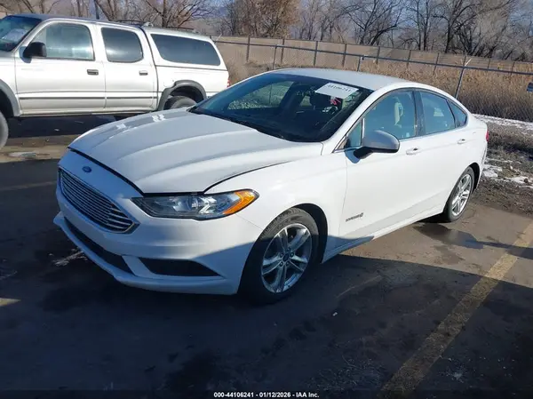 3FA6P0LU8JR269309 2018 FORD FUSION - Image 2