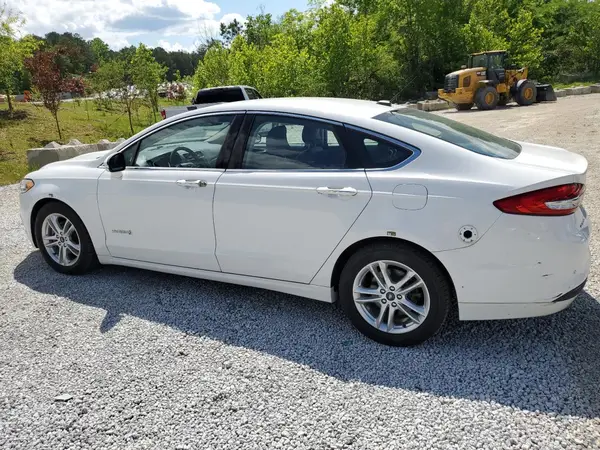 3FA6P0LU8JR281914 2018 FORD FUSION - Image 2