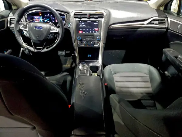 3FA6P0LU8KR105737 2019 FORD FUSION - Image 8
