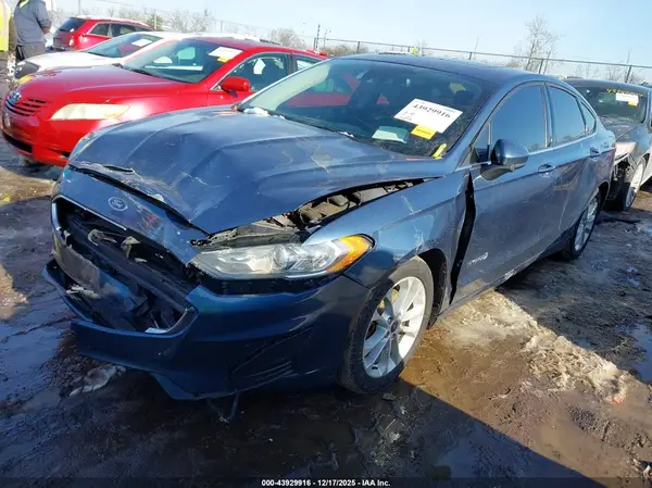3FA6P0LU8KR106533 2019 FORD FUSION - Image 2