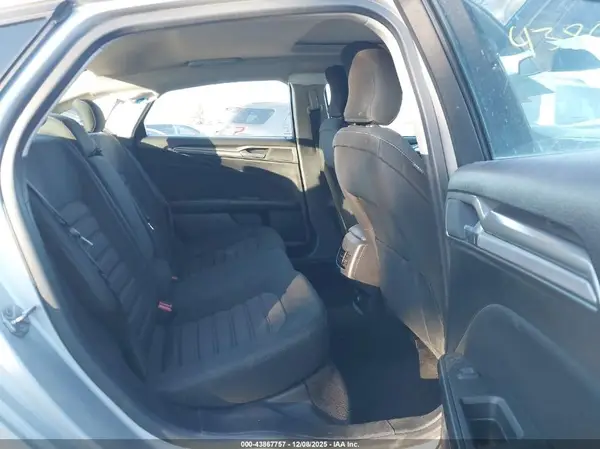 3FA6P0LU8KR106967 2019 FORD FUSION - Image 8