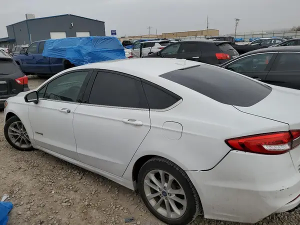 3FA6P0LU8KR109299 2019 FORD FUSION - Image 2