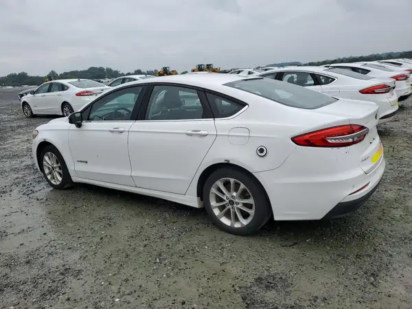 3FA6P0LU8KR124787 2019 FORD FUSION - Image 2