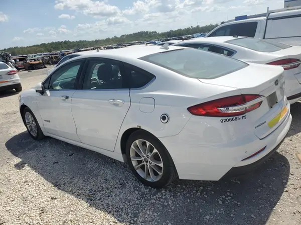 3FA6P0LU8KR124840 2019 FORD FUSION - Image 2