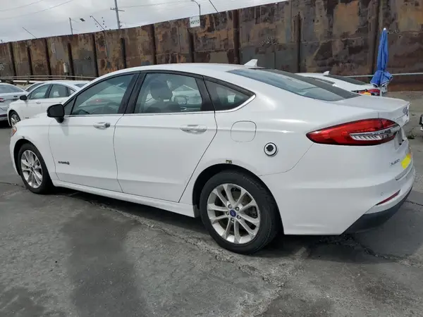 3FA6P0LU8KR124871 2019 FORD FUSION - Image 2