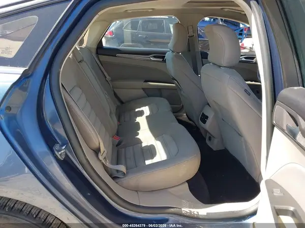 3FA6P0LU8KR125566 2019 FORD FUSION - Image 8
