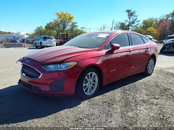 3FA6P0LU8KR131111 2019 FORD FUSION - Image 2
