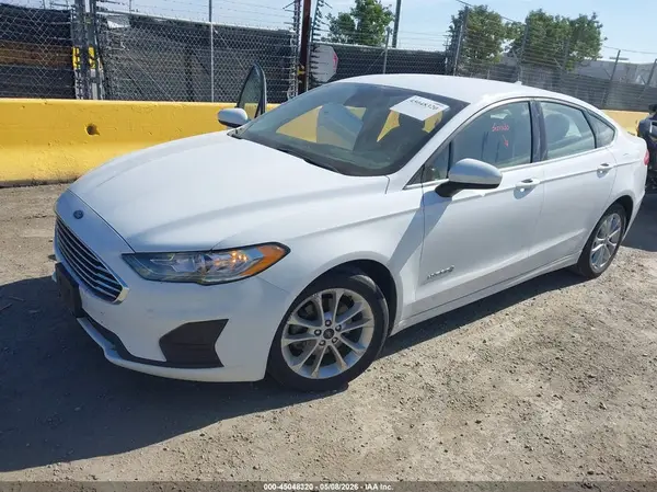 3FA6P0LU8KR137717 2019 FORD FUSION - Image 2
