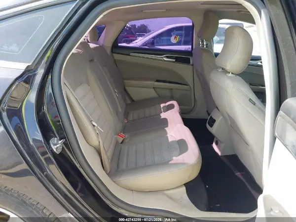 3FA6P0LU8KR138642 2019 FORD FUSION - Image 8
