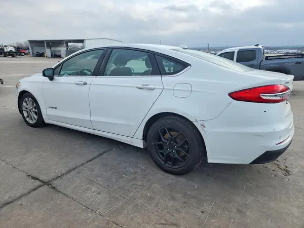 3FA6P0LU8KR139998 2019 FORD FUSION - Image 2