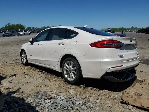 3FA6P0LU8KR142223 2019 FORD FUSION - Image 2
