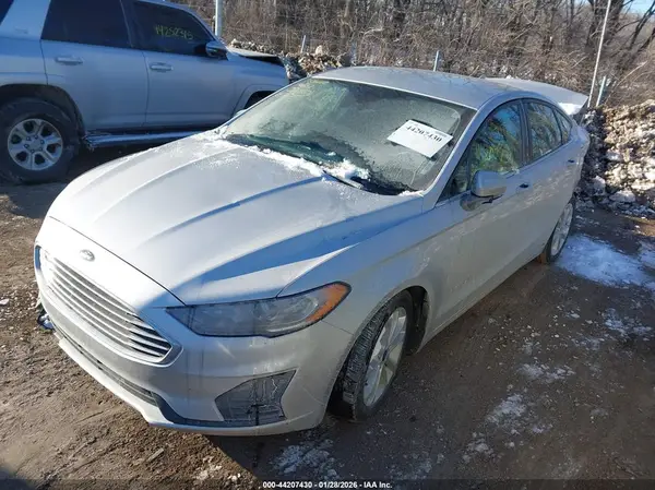 3FA6P0LU8KR147812 2019 FORD FUSION - Image 2