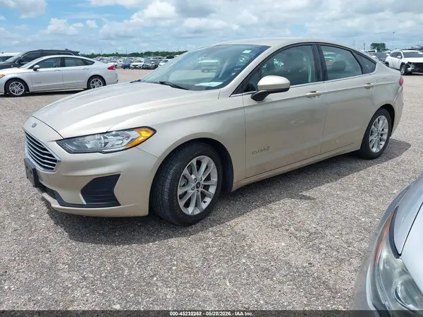3FA6P0LU8KR149494 2019 FORD FUSION - Image 2