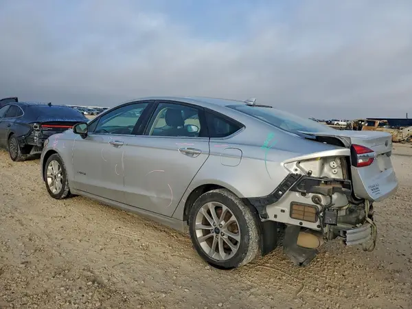 3FA6P0LU8KR151942 2019 FORD FUSION - Image 2