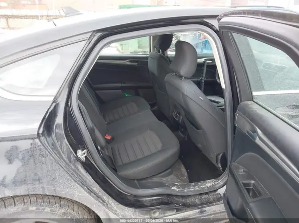 3FA6P0LU8KR166800 2019 FORD FUSION - Image 8