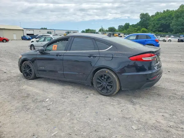 3FA6P0LU8KR177117 2019 FORD FUSION - Image 2