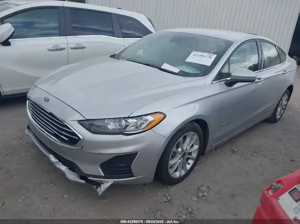 3FA6P0LU8KR179966 2019 FORD FUSION - Image 2