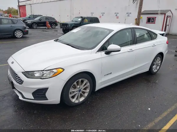 3FA6P0LU8KR188392 2019 FORD FUSION - Image 2