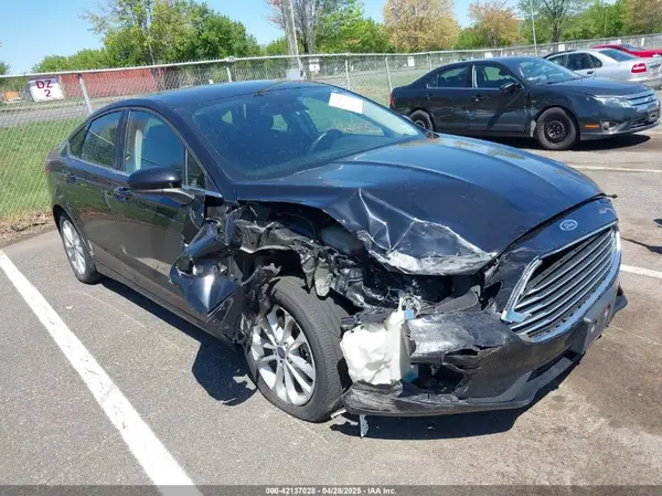 3FA6P0LU8KR192071 2019 FORD FUSION - Image 1