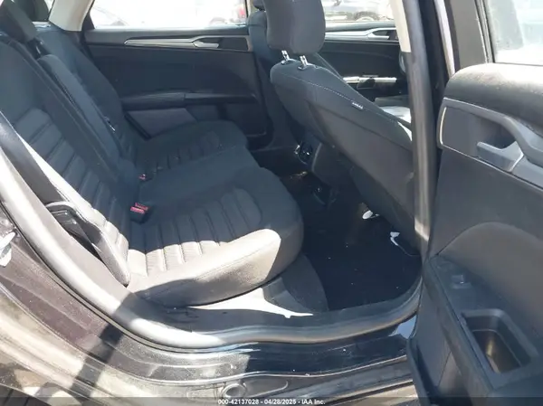 3FA6P0LU8KR192071 2019 FORD FUSION - Image 8