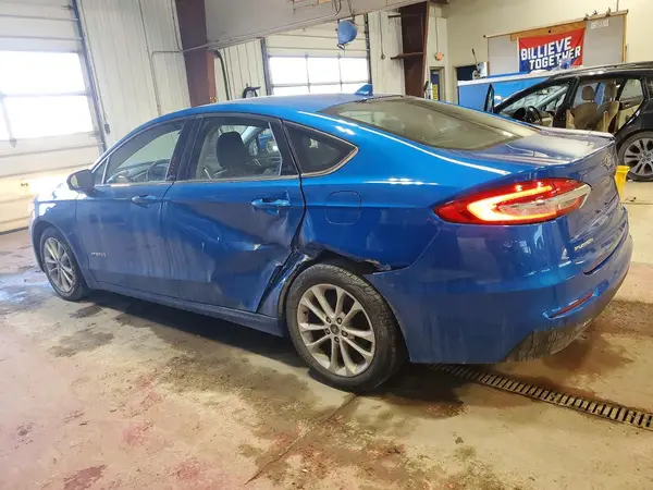 3FA6P0LU8KR195780 2019 FORD FUSION - Image 2