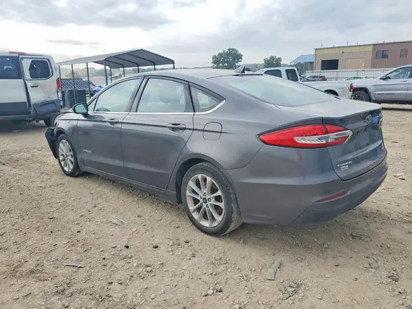 3FA6P0LU8KR196668 2019 FORD FUSION - Image 2