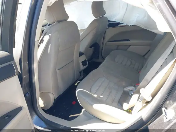 3FA6P0LU8KR197500 2019 FORD FUSION - Image 8