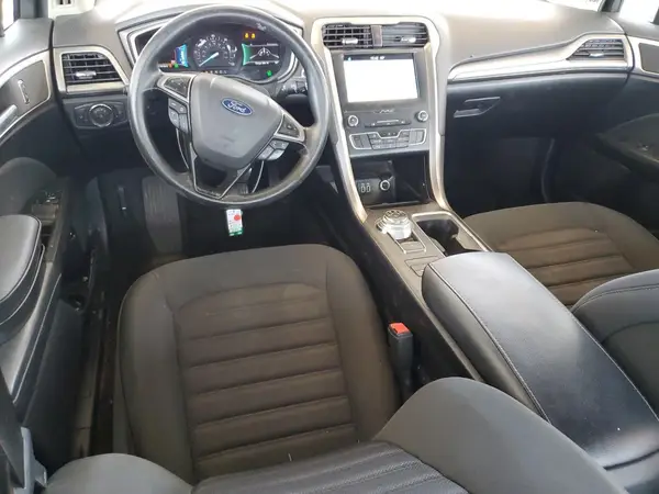 3FA6P0LU8KR204638 2019 FORD FUSION - Image 8