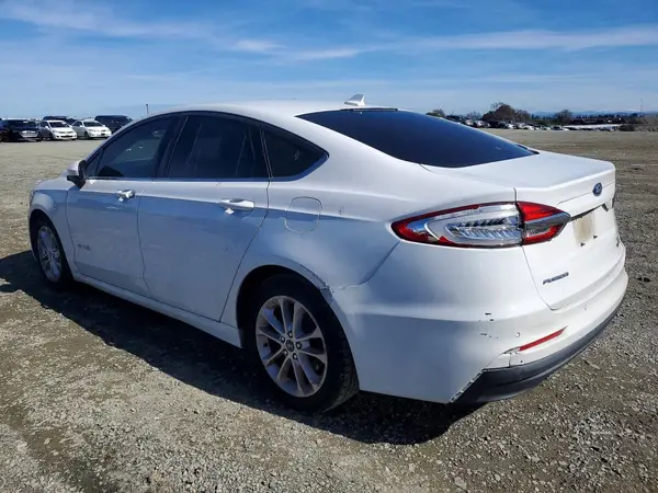 3FA6P0LU8KR204929 2019 FORD FUSION - Image 2