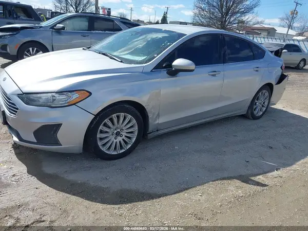 3FA6P0LU8KR207930 2019 FORD FUSION - Image 2