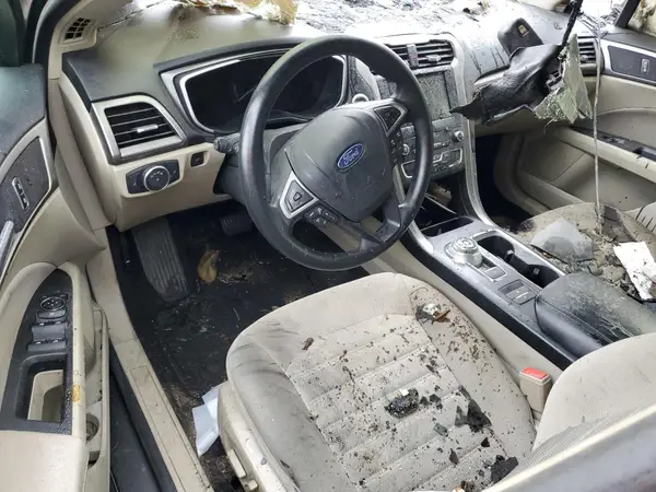 3FA6P0LU8KR207961 2019 FORD FUSION - Image 8