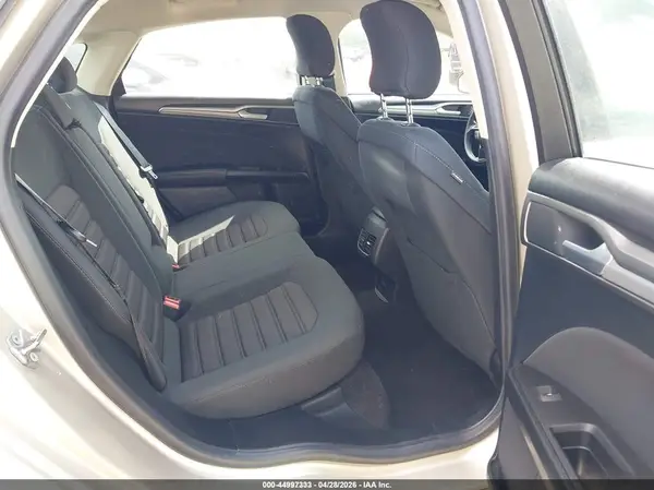 3FA6P0LU8KR211461 2019 FORD FUSION - Image 8