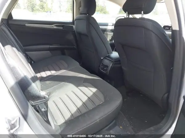 3FA6P0LU8KR235274 2019 FORD FUSION - Image 8