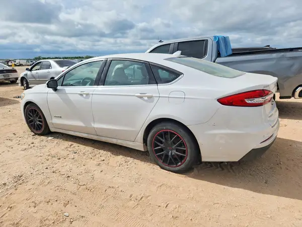 3FA6P0LU8KR240460 2019 FORD FUSION - Image 2