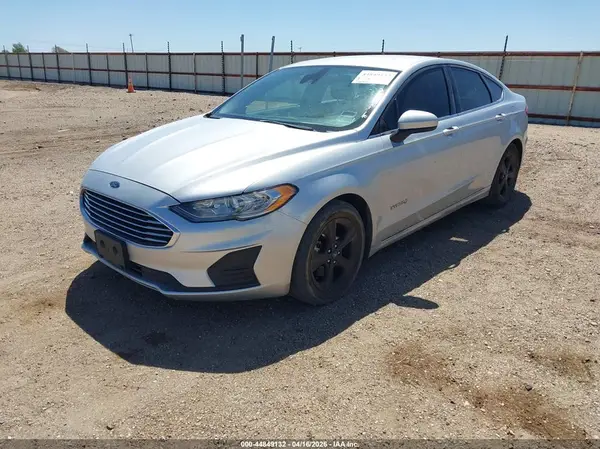 3FA6P0LU8KR241253 2019 FORD FUSION - Image 2