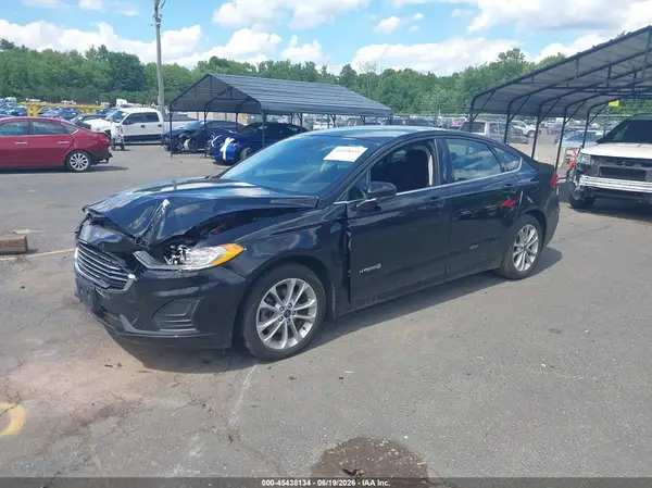 3FA6P0LU8KR258148 2019 FORD FUSION - Image 2