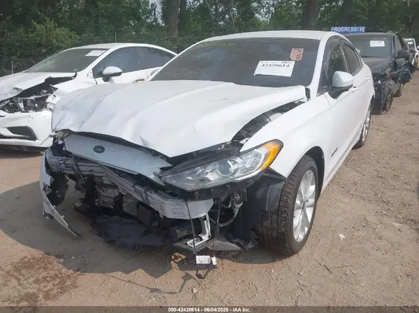 3FA6P0LU8KR272390 2019 FORD FUSION - Image 2