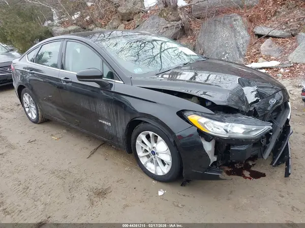 3FA6P0LU8KR272728 2019 FORD FUSION - Image 1