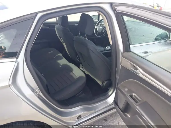3FA6P0LU8LR119235 2020 FORD FUSION - Image 8